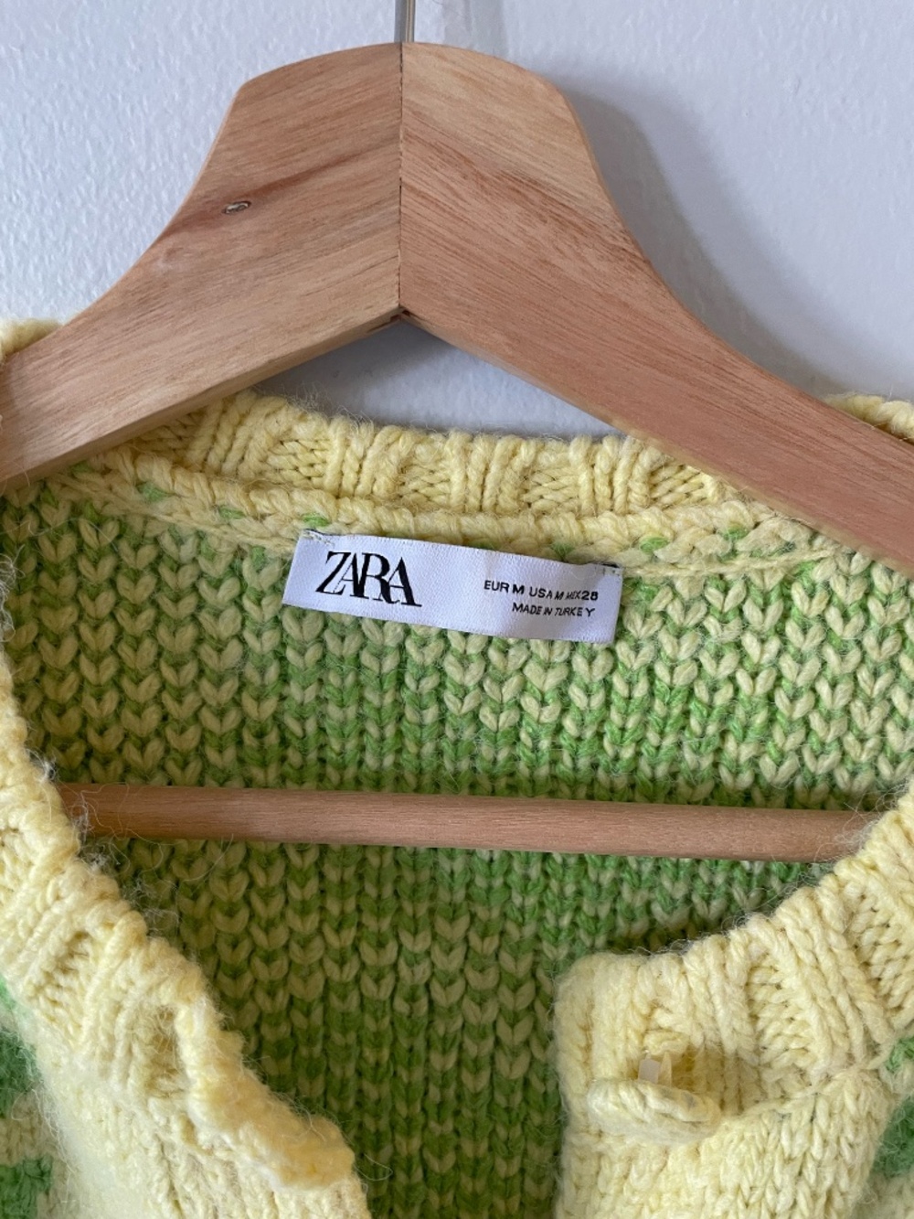 Zara Yellow and Green Thick Knit Floral Button Up Sweater, Size M - Picture 3 of 4
